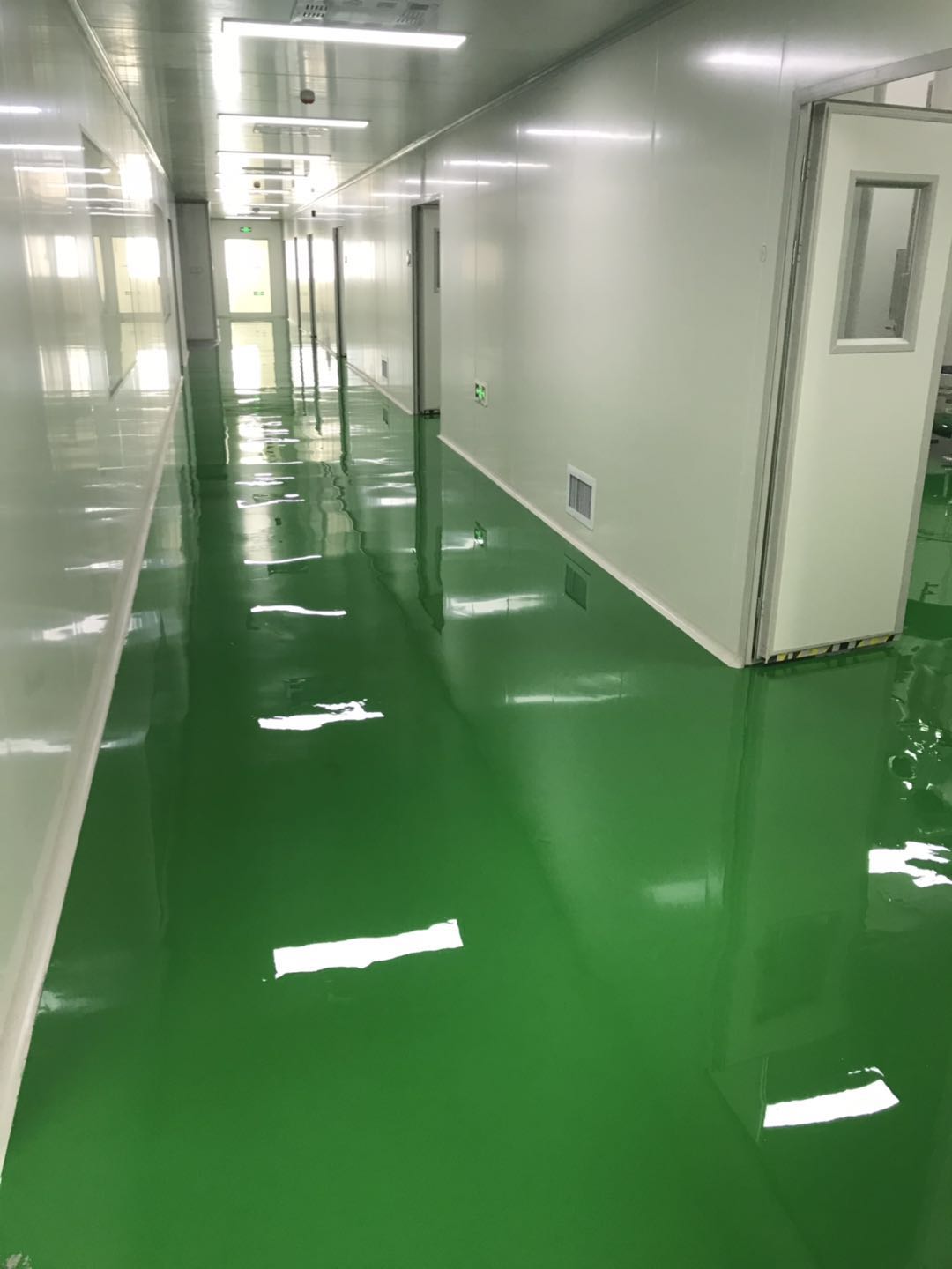 自流平地坪